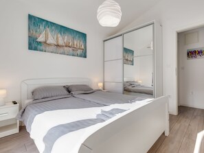 3 bedrooms, Internet