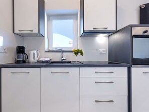 Fridge, oven, toaster, cookware/dishes/utensils - Apartment Amra 2 by Interhome (Porec)