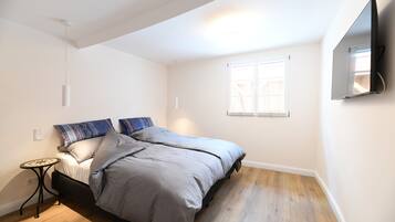 3 bedrooms, free WiFi, bed sheets