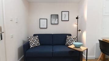 Fernseher, Stereoanlage