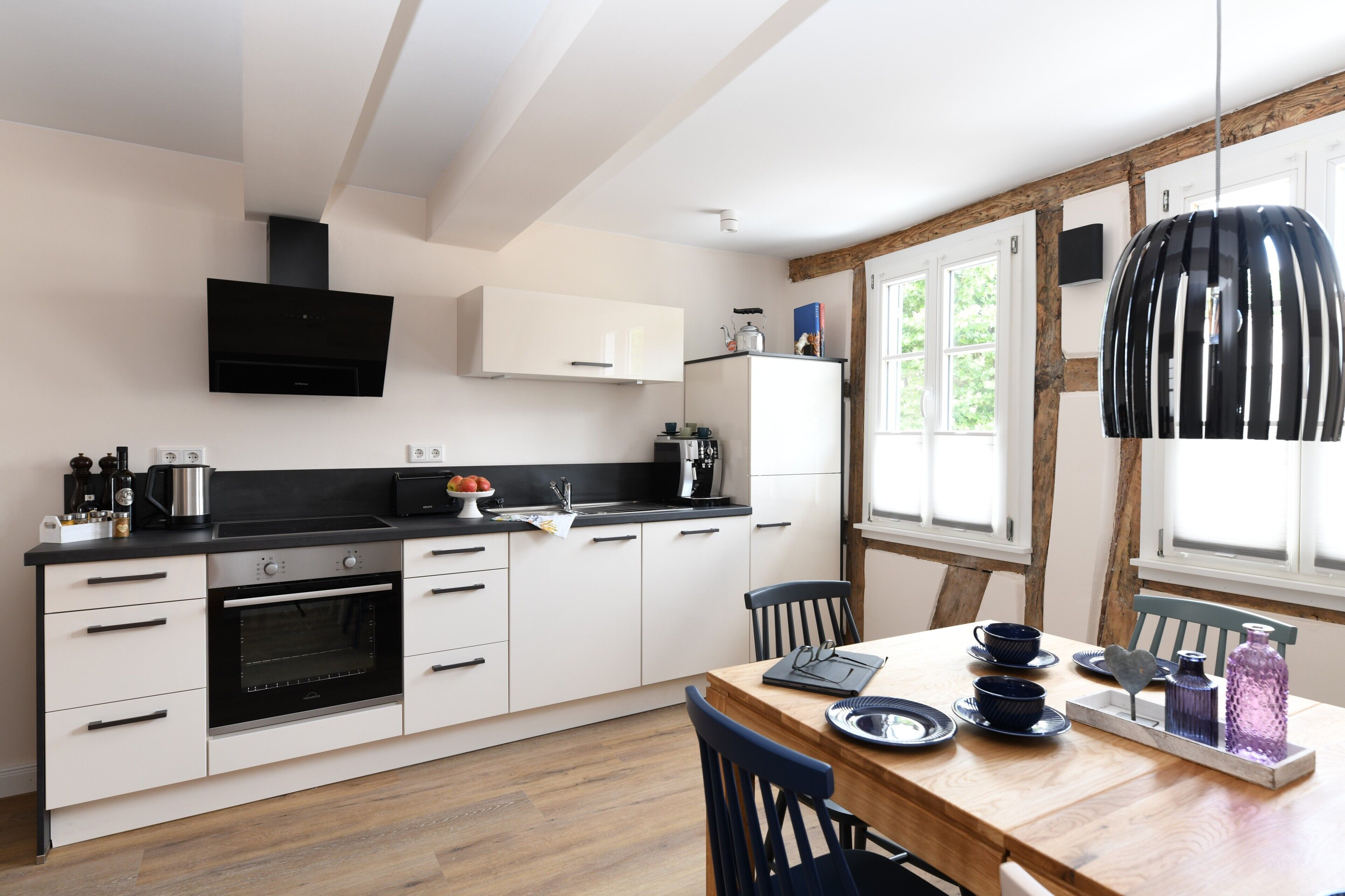 Refrigerador, horno, parrilla de estufa y lavavajillas 
