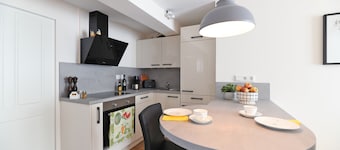 Apartment 'Das Schiefe Haus Whg St Peter' with Shared Terrace and Wi-Fi