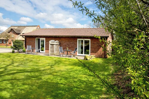 Ferienwohnung 'Eulenhof 1' mit privater Terrasse, privatem Garten und WLAN