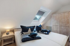1 quarto, Wi-Fi de cortesia, roupa de cama