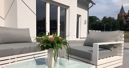 Villa 'Strandvilla Leni' with Private Pool, Private Terrace and Wi-Fi