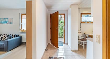 Ferienwohnung "Brigitte" mit Bergblick und WLAN