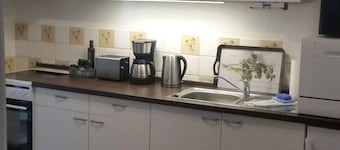 Monolocale 'Ferienwohnung Am Wald' con terrazza privata, giardino privato e Wi-Fi