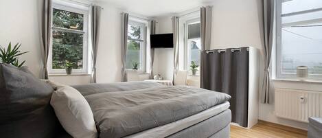 2 bedrooms, free WiFi, bed sheets