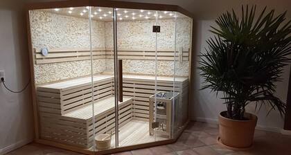 Suite Wintergarten, Badesee, Wlan, Parkplätze am Haus, 2 Bäder, großer Garten