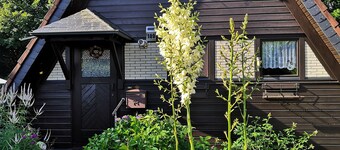 Holiday Home 'Haus Paradiesecke' with Private Terrace, Private Garden and Wi-Fi