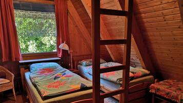 2 soverom, strykejern/-brett, wi-fi (inkludert) og sengetøy