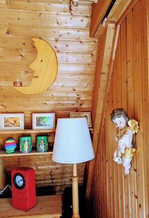 Interior - Holiday Home 'Haus Paradiesecke' with Private Terrace, Private Garden and Wi-Fi (Waldbrunn)