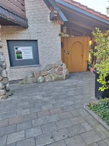 Ferienwohnung Bei Oparius, große Dachterrasse, Wallbox für E- Autos,Internet.