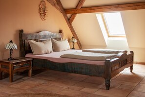 4 bedrooms, bed sheets - Apartment 'Fewo Hohe Liebe' with Mountain View and Shared Terrace (Rathmannsdorf)