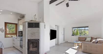 Holiday Home 'Ferienhaus Schönach' with Private Terrace and Wi-Fi