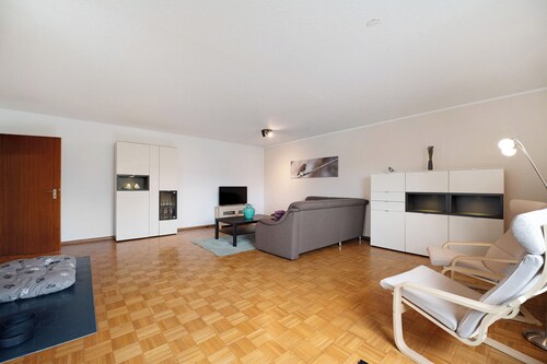 Ferienwohnung 'Das Spatzennest' mit privater Terrasse und Wiese in ruhiger Lage