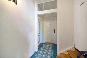 Interior - Holiday Apartment 'Schatztruhe' with Mountain View, Terrace and Wi-Fi (Maring-Noviand)