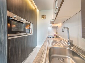 Mikrowelle, Geschirrspüler