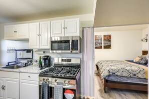Fridge, microwave, oven, coffee/tea maker - Oceano Studio w/ Patio + Fire Pit Near Beaches! (Oceano)
