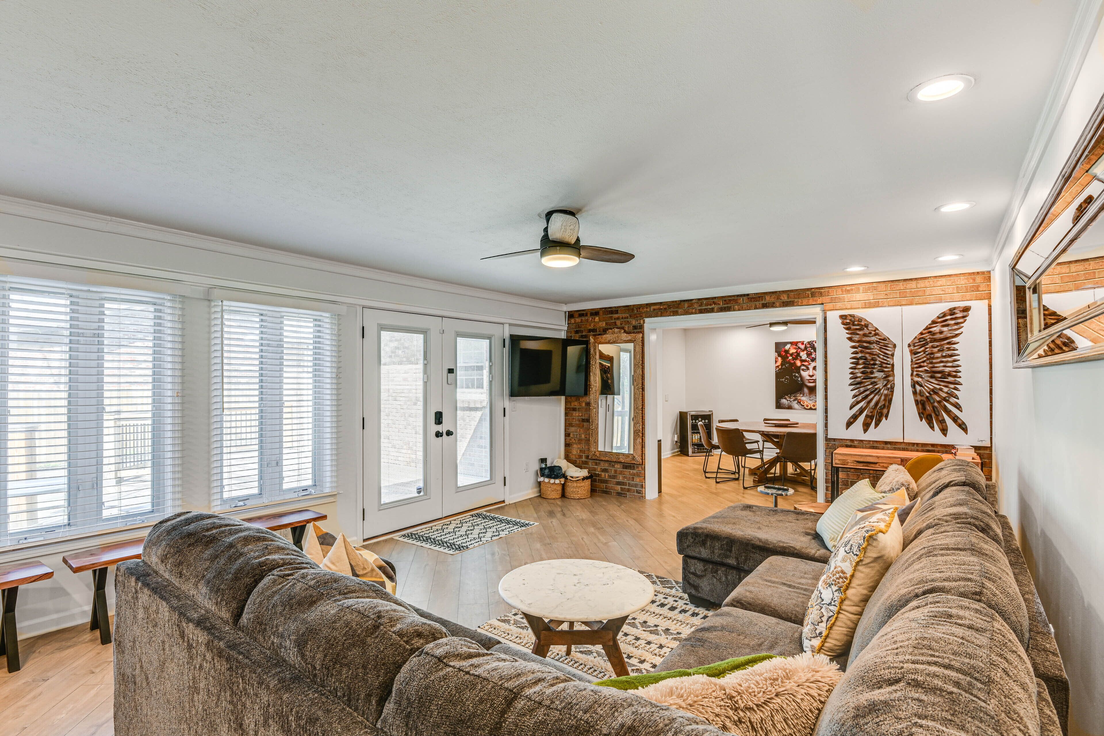 Pet-Friendly Getaway: 15 Mi to Downtown Nashville