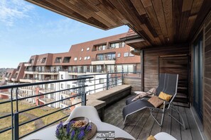 Property grounds - Beach Break - family friendly apartment by the sea (Koksijde)