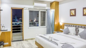 Superior Room With Balcony