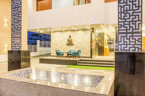 Zip By Spree Hotels Grand Legacy Prime