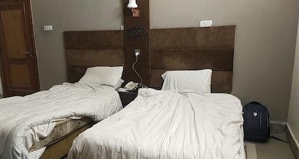 M M Palace Guest House Peshawar