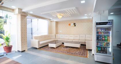 Treebo Galaxy Kings Suites, Hebbal