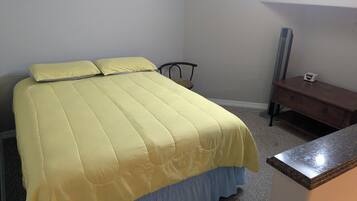 WiFi, bed sheets