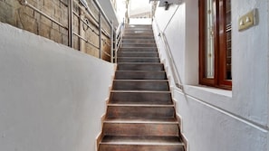 Exterior - iROOMZ Cool Spot (Ootacamund)