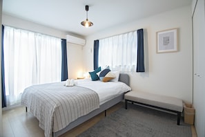 Classic House | 4 bedrooms, desk, free WiFi