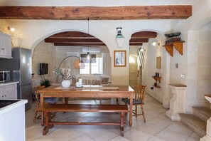Interior - Tal-Kitarra Villa (Kercem)