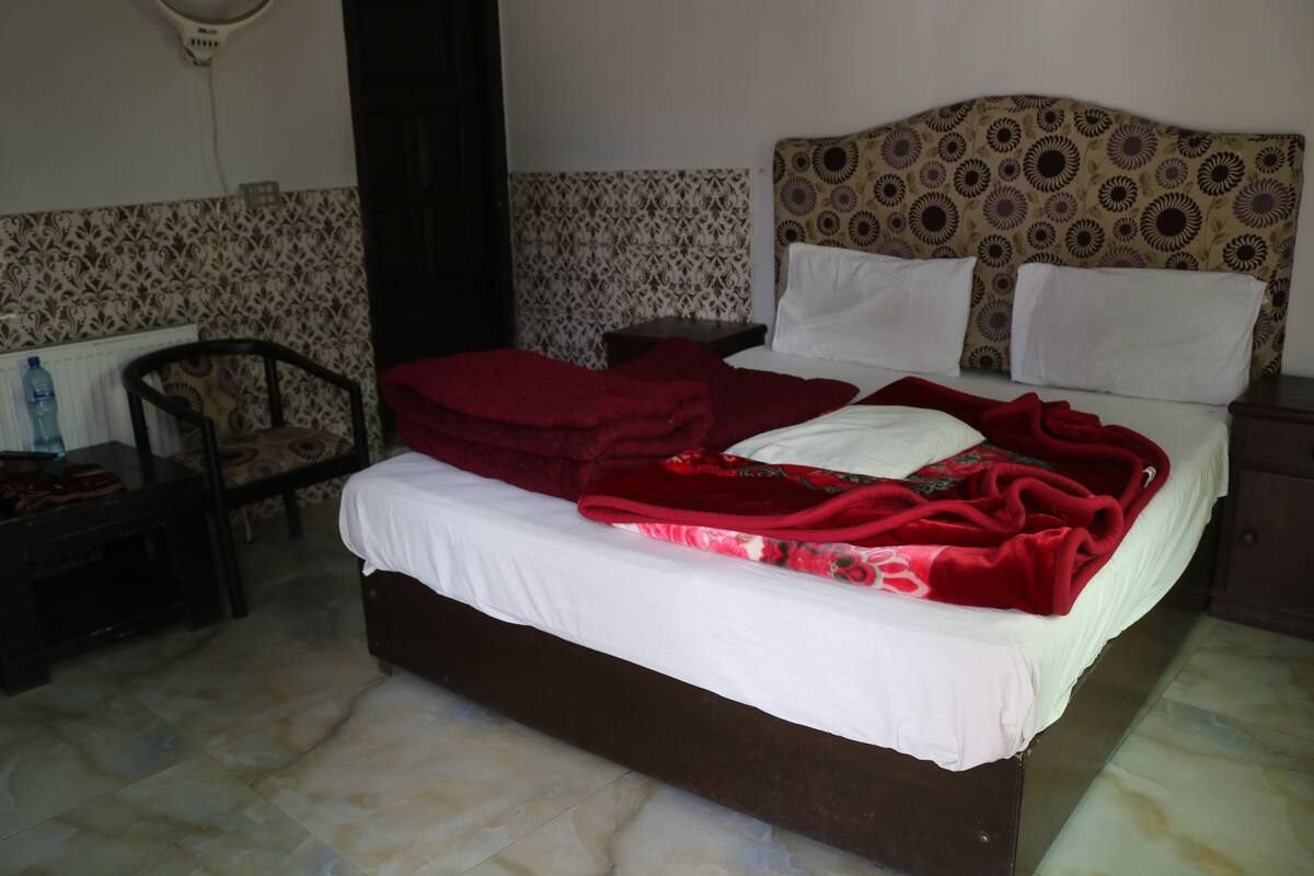 Double Room | 2 bedrooms, free WiFi