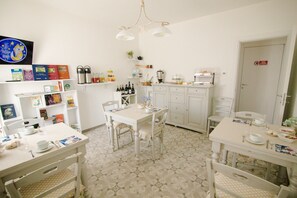 Petit déjeuner buffet compris tous les jours
