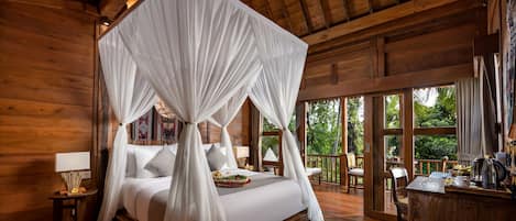 Suite Riverside Double or Twin with Free Shuttle to Ubud