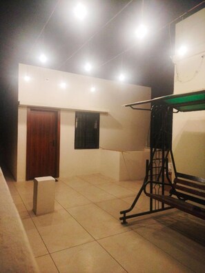 Exterior - Unique Hotel and Stays (Morbi)