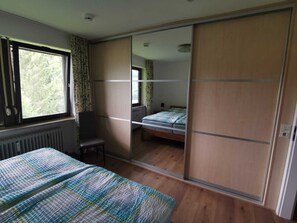 1 soveværelse, sengetøj