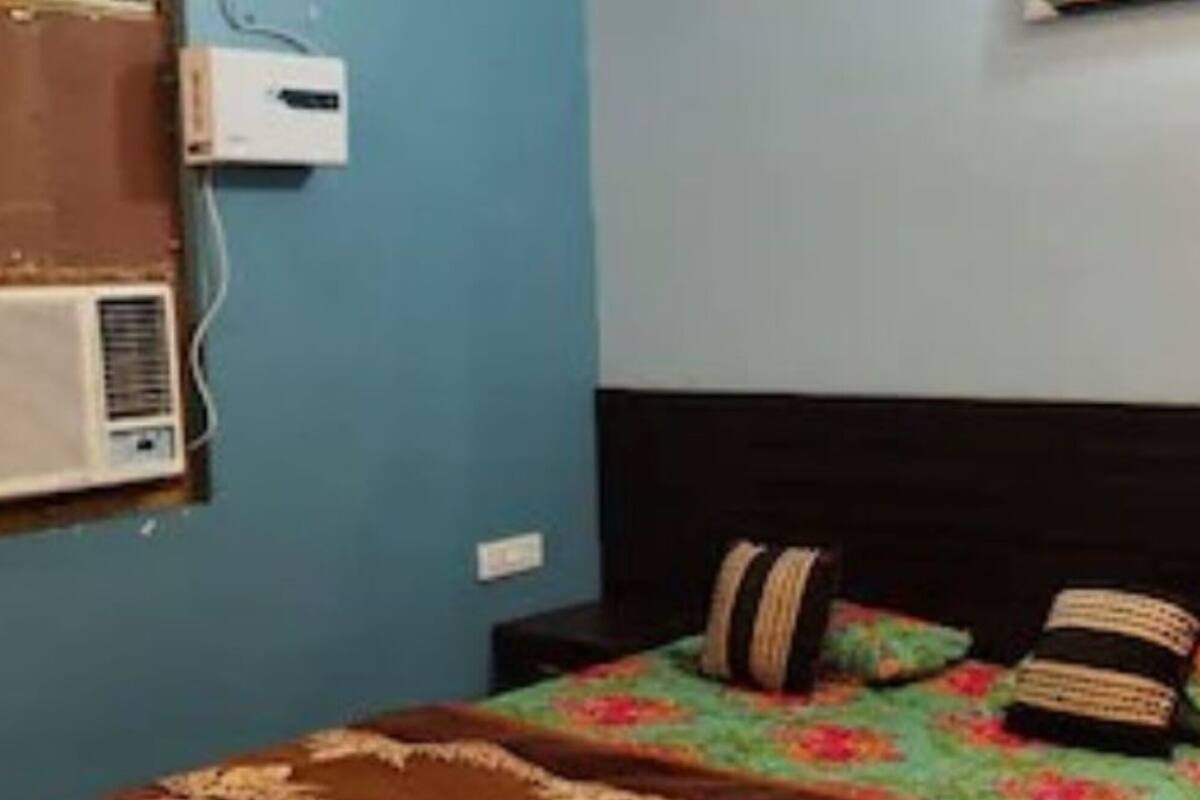 Deluxe Double Room, City View | WiFi (free), bed sheets