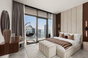 Escrivaninha, ferros/tábuas de passar roupa, Wi-Fi, roupa de cama