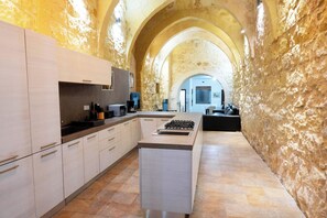 Family House, Multiple Bedrooms (Mixel Gozitan Villa and Pool) | Private kitchen - Mixel Gozitan Villa and Pool (Sannat)
