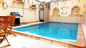 Family House, Multiple Bedrooms (Mixel Gozitan Villa and Pool) | Kolam renang | Kolam renang terbuka