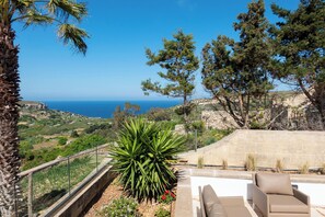 패밀리 하우스, 침실 여러 개 (Nirvana Gozitan Villa & Pool) | 숙박 시설 구내