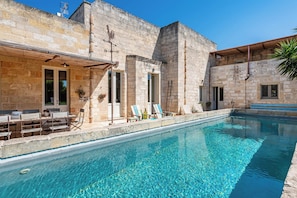 Piscina all'aperto