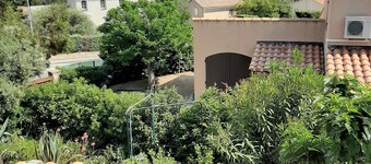 Jolie Villa Provençale Avec Piscine et vue mer