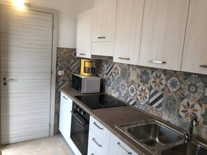Appartement, 1 slaapkamer, patio, uitzicht op stad | Interieur