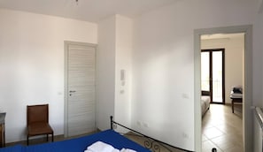 Apartamento, 1 habitación, patio, vistas a la ciudad | 2 dormitorios