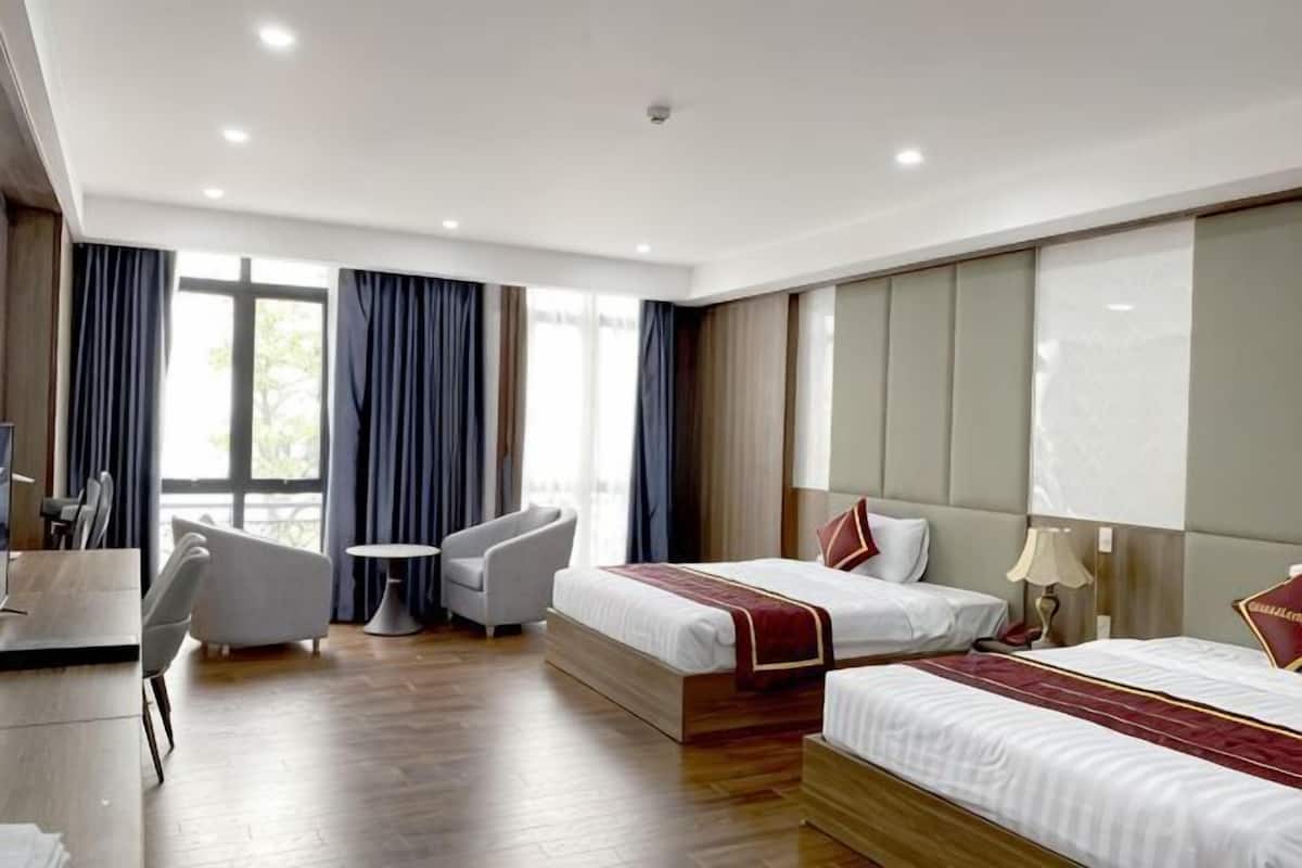 Premium bedding, in-room safe, individually furnished, desk