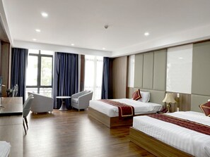 Deluxe Double Room Single Use | City view - Nguyen Quyen Hotel (Hanoi)