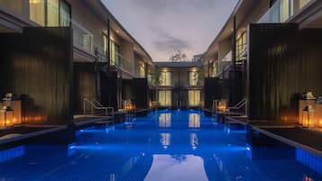Front of property - evening/night